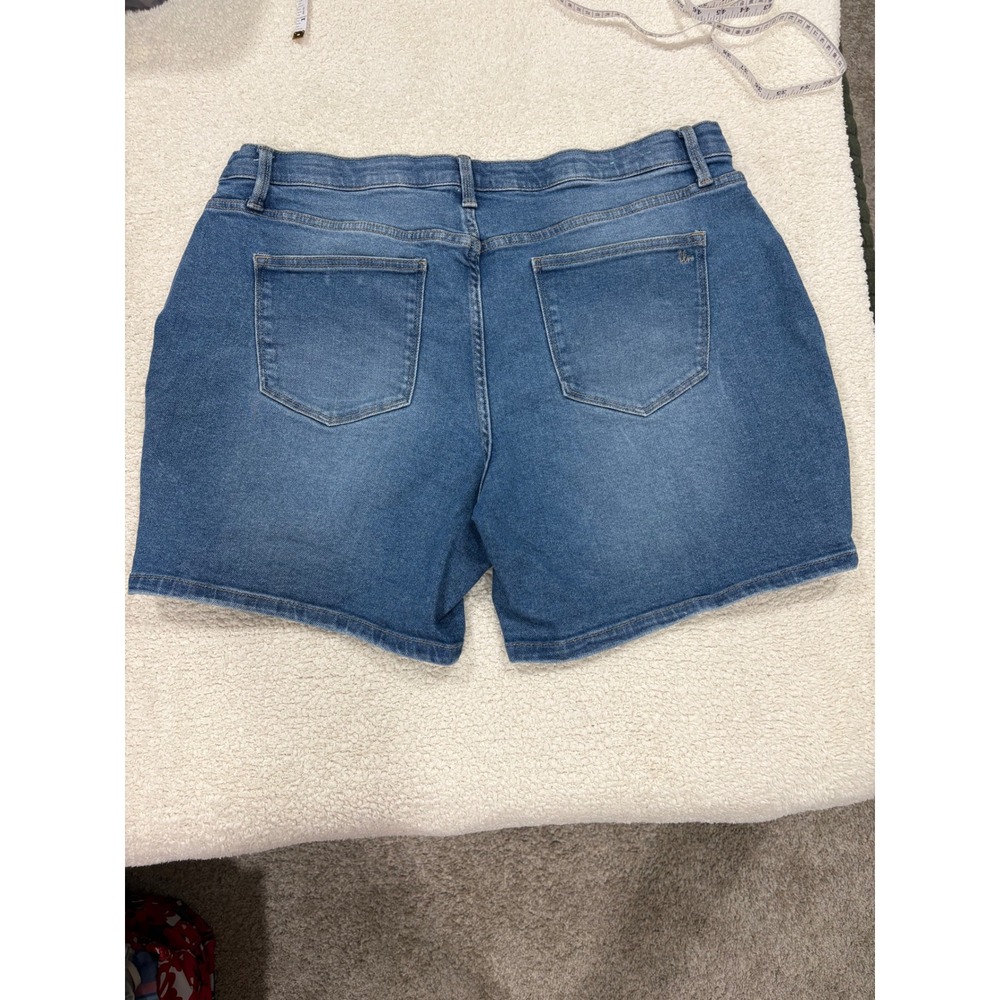 Lularoe Denim Jean Shorts Medium Wash Blue Size 34 Stretch 7" High Rise - Picture 7 of 8